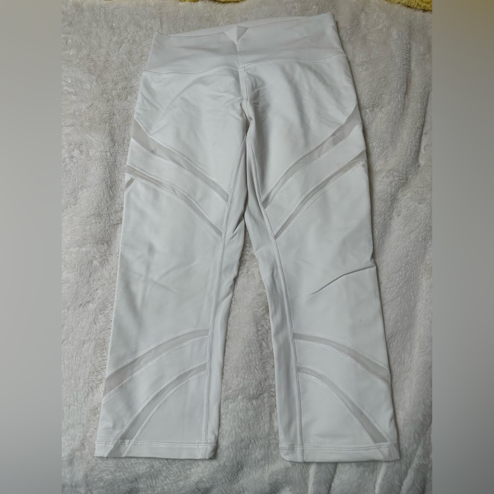 Lululemon White 21 inch Leggings